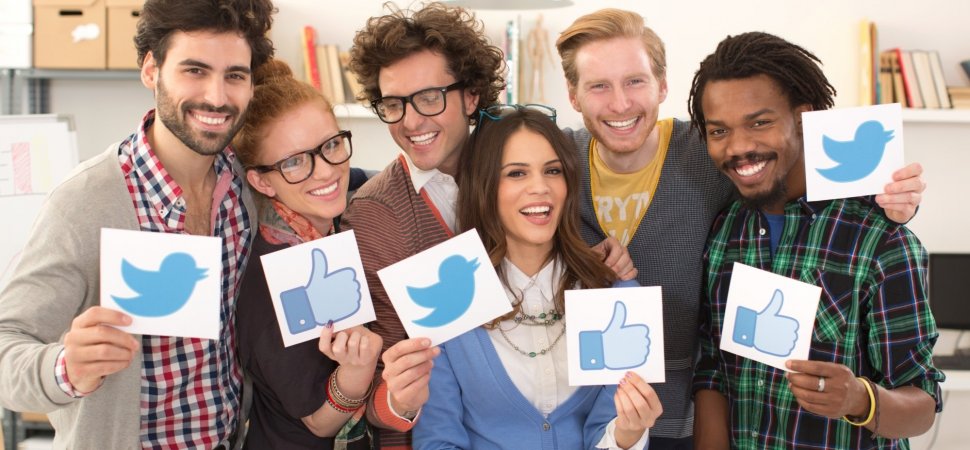 Facebook Friends With Your Co-Workers? Survey Shows Your Boss Probably Disapproves